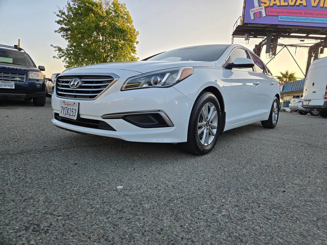 Used 2016 Hyundai Sonata SE image 8