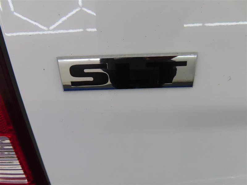 Used 2024 RAM 1500 Classic SLT AWD/4WD image 12