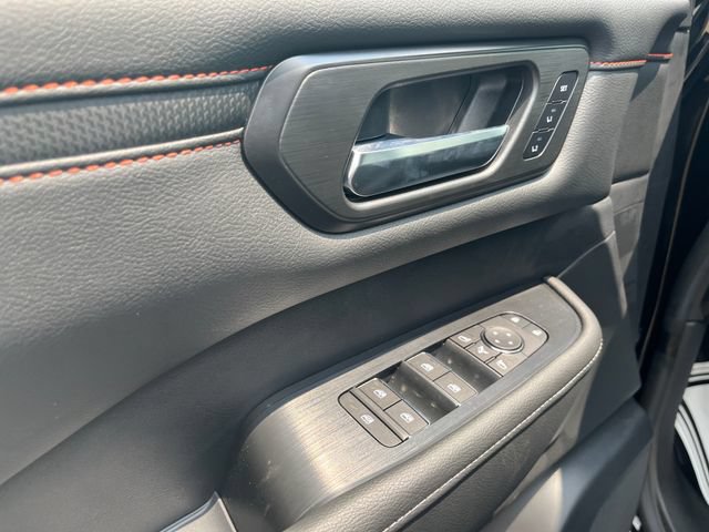 New 2026 Nissan Armada PRO-4X w/ Captain's Chari Seat Package AWD/4WD image 10