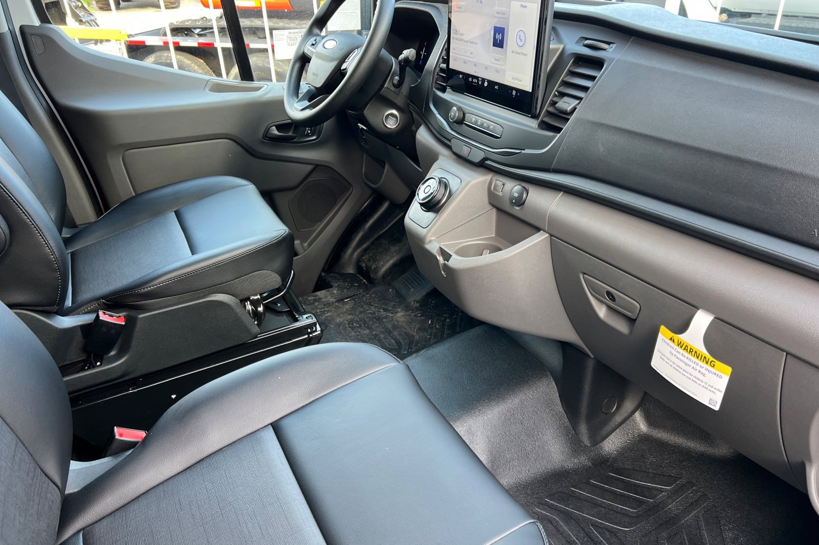 New 2026 Ford E-Transit 148 High Roof Extended w/ Load Area Protection Package image 16