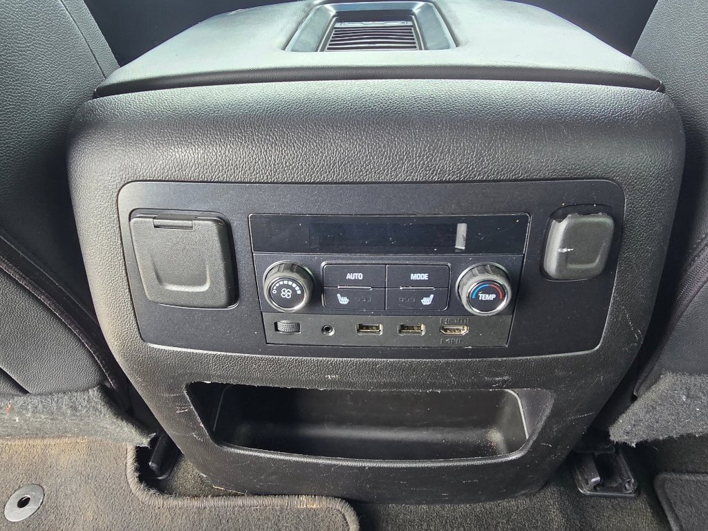 Used 2017 Chevrolet Tahoe LT image 28