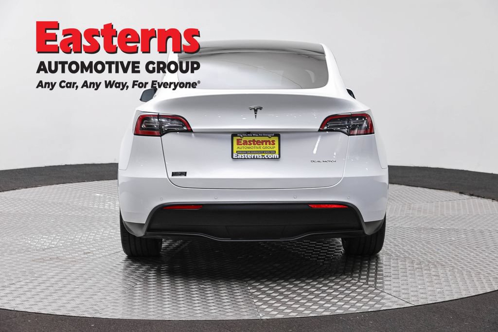 Used 2022 Tesla Model Y Long Range AWD/4WD image 5