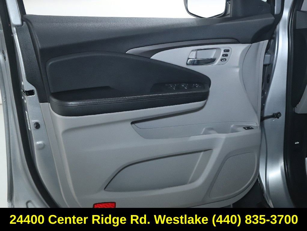 Used 2021 Honda Pilot Special Edition image 16