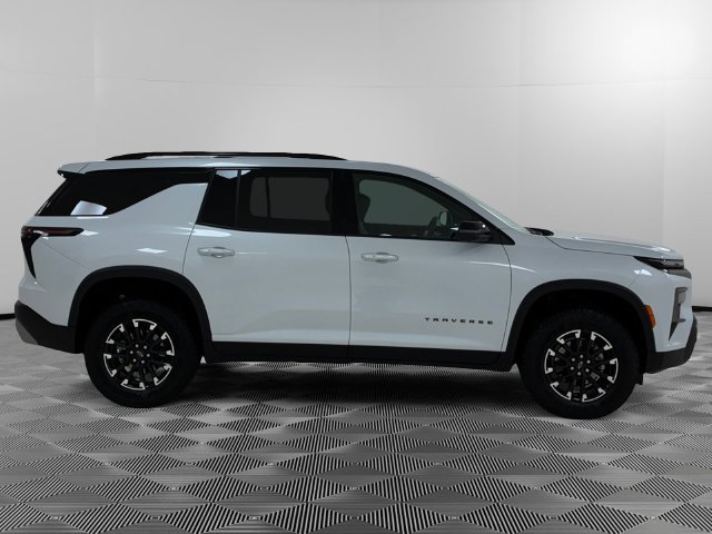 Certified 2026 Chevrolet Traverse Z71 w/ Driver Confidence Package AWD/4WD image 6