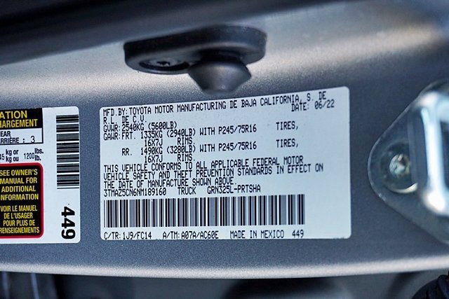 Used 2022 Toyota Tacoma SR5 RWD image 33