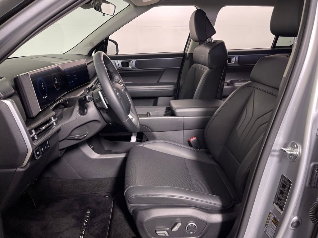 Used 2025 Hyundai Santa Fe XRT AWD/4WD image 12