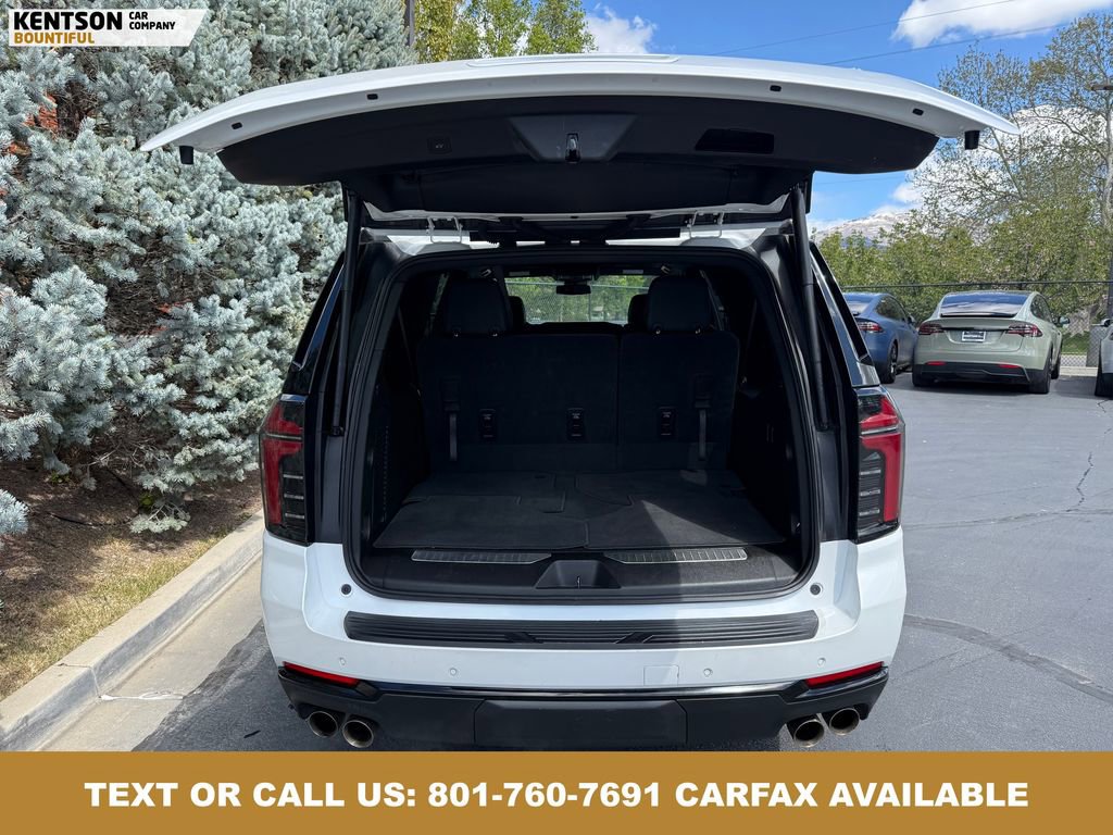 Used 2025 Chevrolet Suburban Z71 image 36