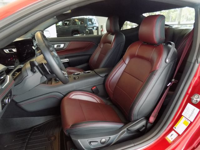 Used 2024 Ford Mustang GT Premium RWD image 13