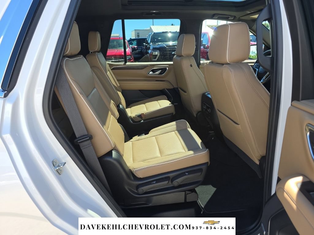 Used 2021 Chevrolet Tahoe Premier AWD/4WD image 25