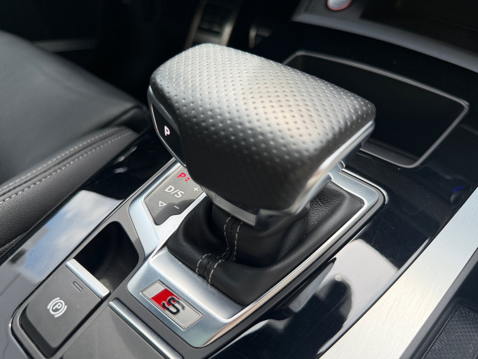 Used 2021 Audi SQ5 Prestige AWD/4WD image 23