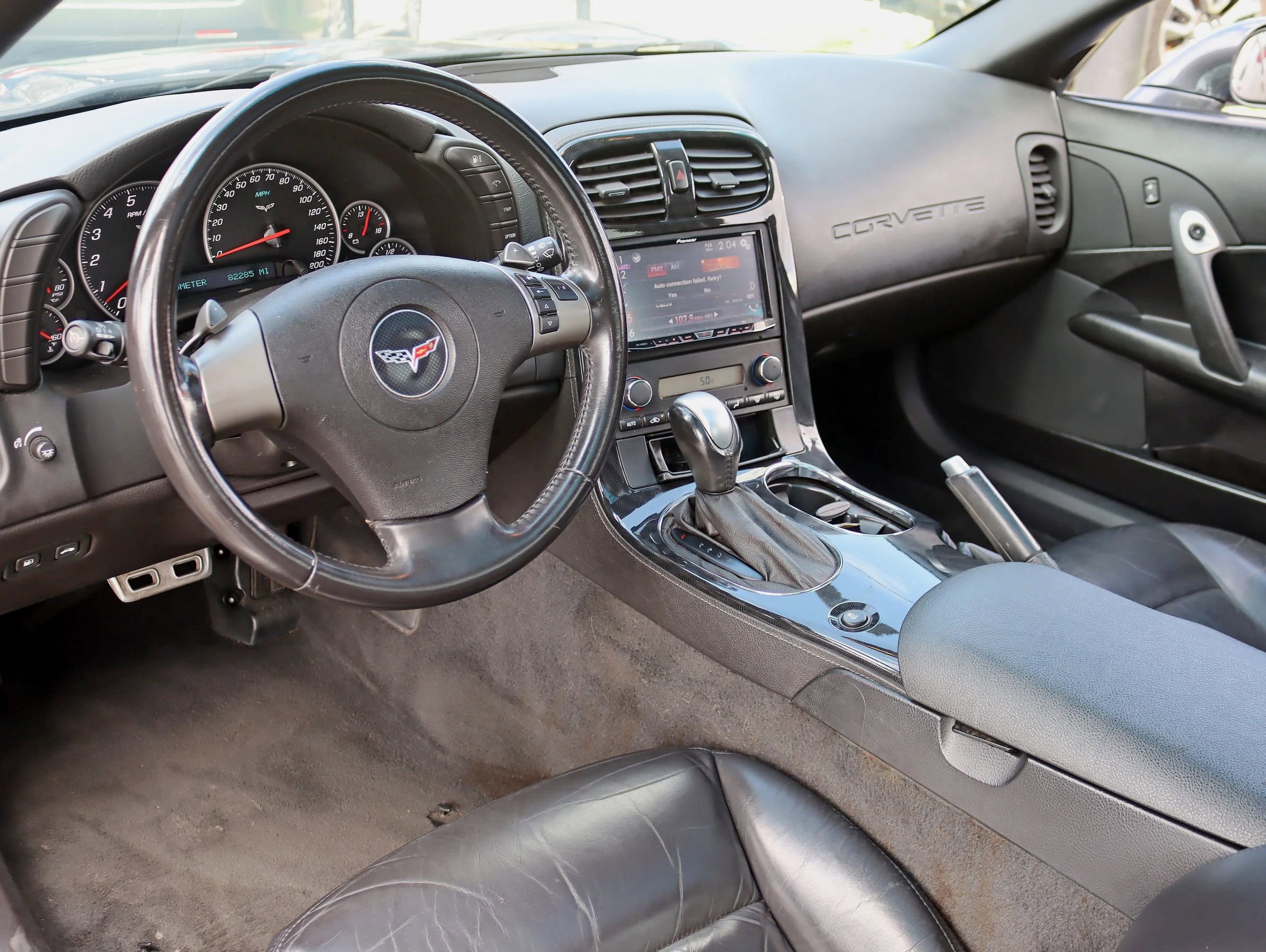 Used 2010 Chevrolet Corvette Coupe w/ Roof Package image 17