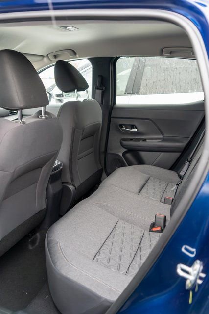 New 2026 Nissan Kicks SV image 8