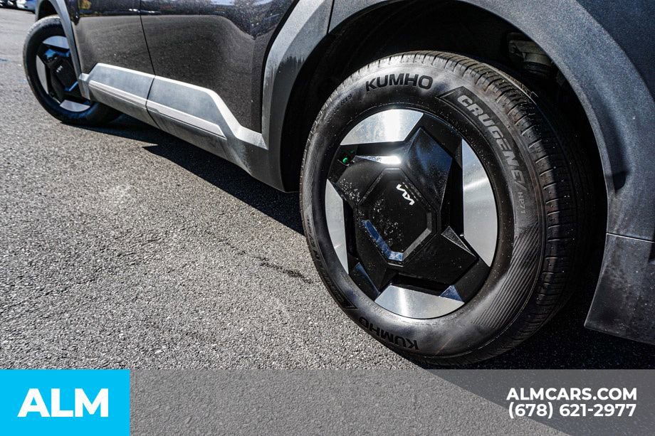 Used 2024 Kia EV9 Wind image 17