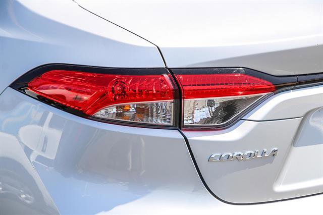 Used 2024 Toyota Corolla LE image 11