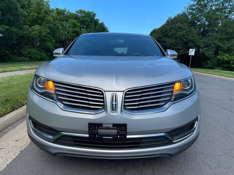Used 2018 Lincoln MKX Reserve AWD/4WD image 6
