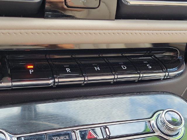 Certified 2023 Lincoln Nautilus Reserve AWD/4WD image 21