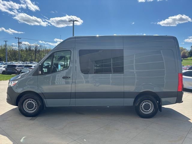 Used 2024 Mercedes-Benz Sprinter 2500 image 4