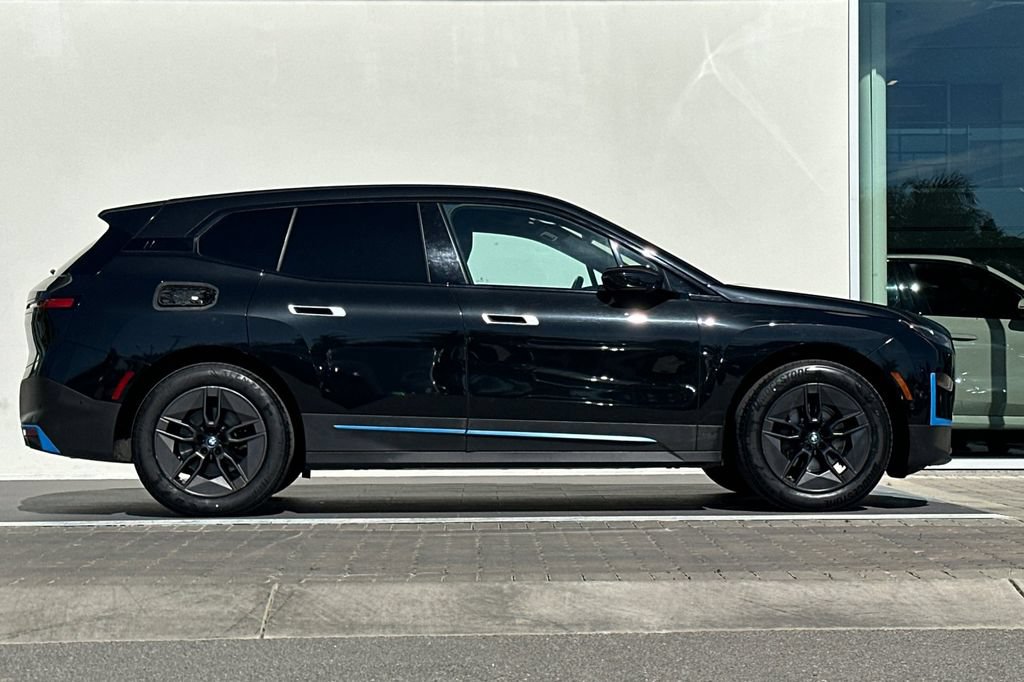 Used 2023 BMW iX xDrive50 w/ BMW I Signature Blue Package AWD/4WD image 2