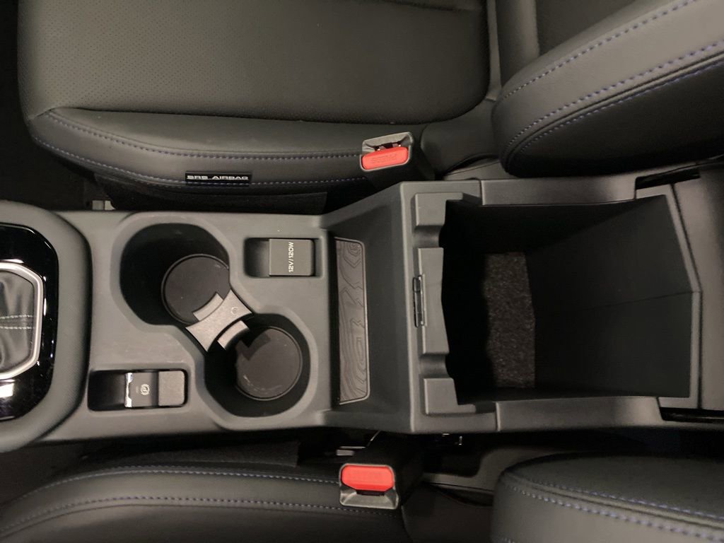 Used 2025 Subaru Forester Limited image 23