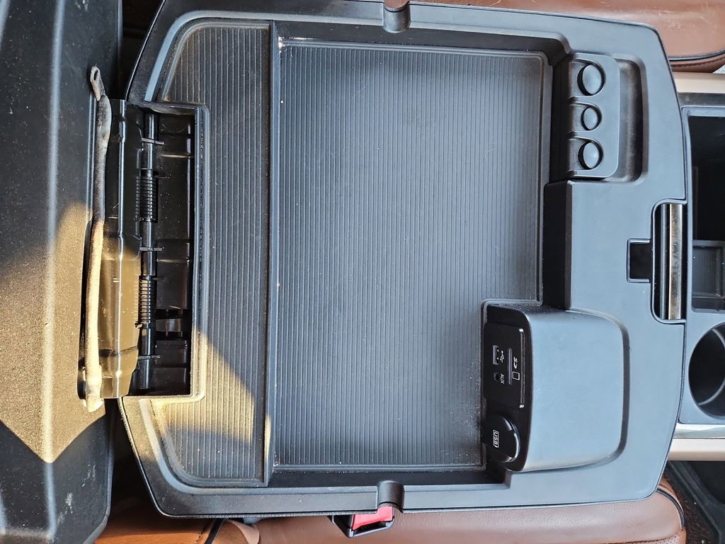 Used 2014 RAM 1500 Laramie Longhorn w/ Convenience Group image 29