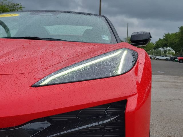 Used 2025 Chevrolet Corvette Z06 RWD image 7