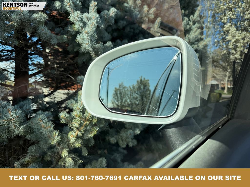 Used 2024 Volvo XC90 B6 Plus w/ Protection Package Premier image 23