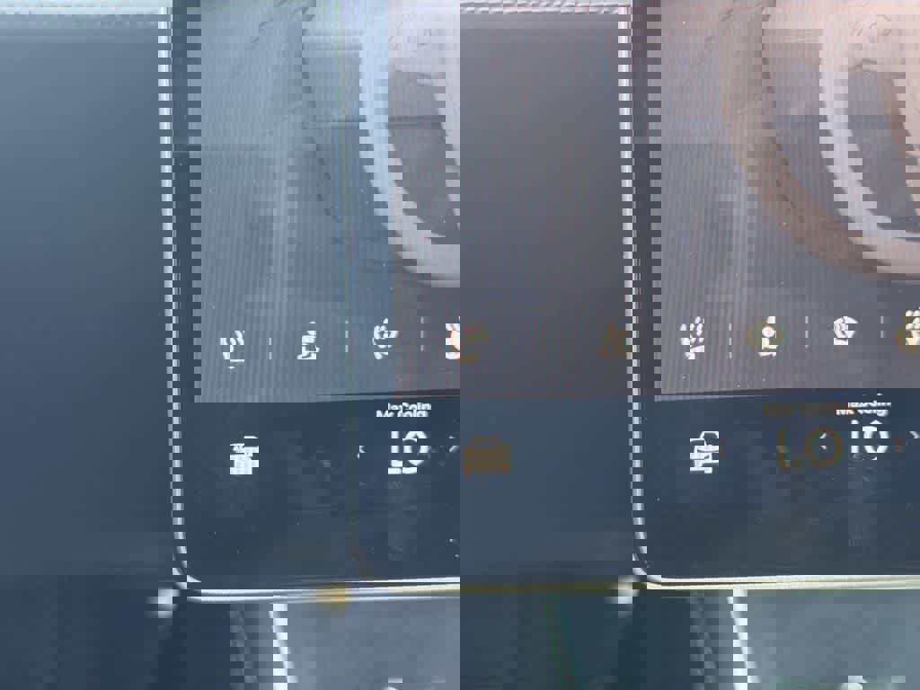 Used 2026 Tesla Model Y AWD image 23