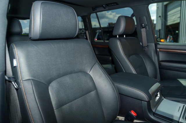 Used 2020 Toyota Land Cruiser Heritage Edition AWD/4WD image 27