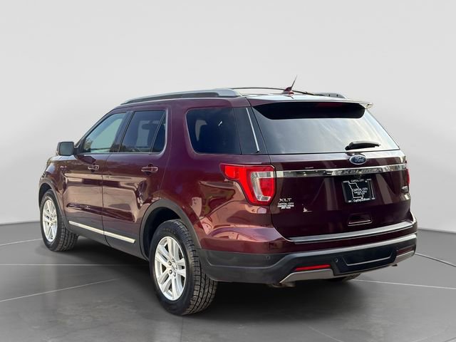 Used 2019 Ford Explorer XLT w/ Equipment Group 202A image 6