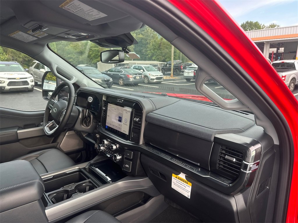 New 2026 Ford F250 Lariat w/ Chrome Package image 12