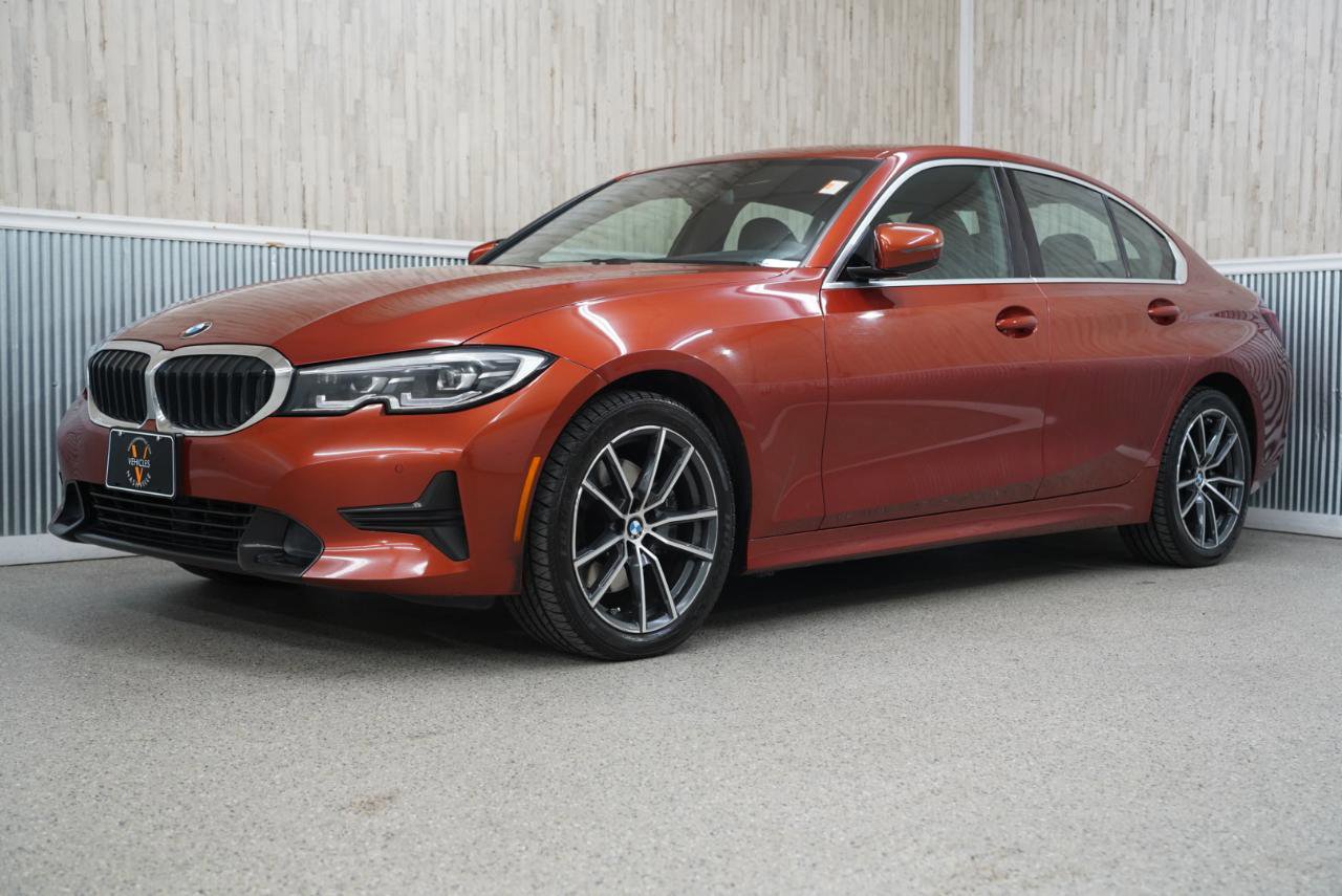 Used 2020 BMW 330i xDrive 330i xDrive Sedan North Americ w/ Convenience Package image 4