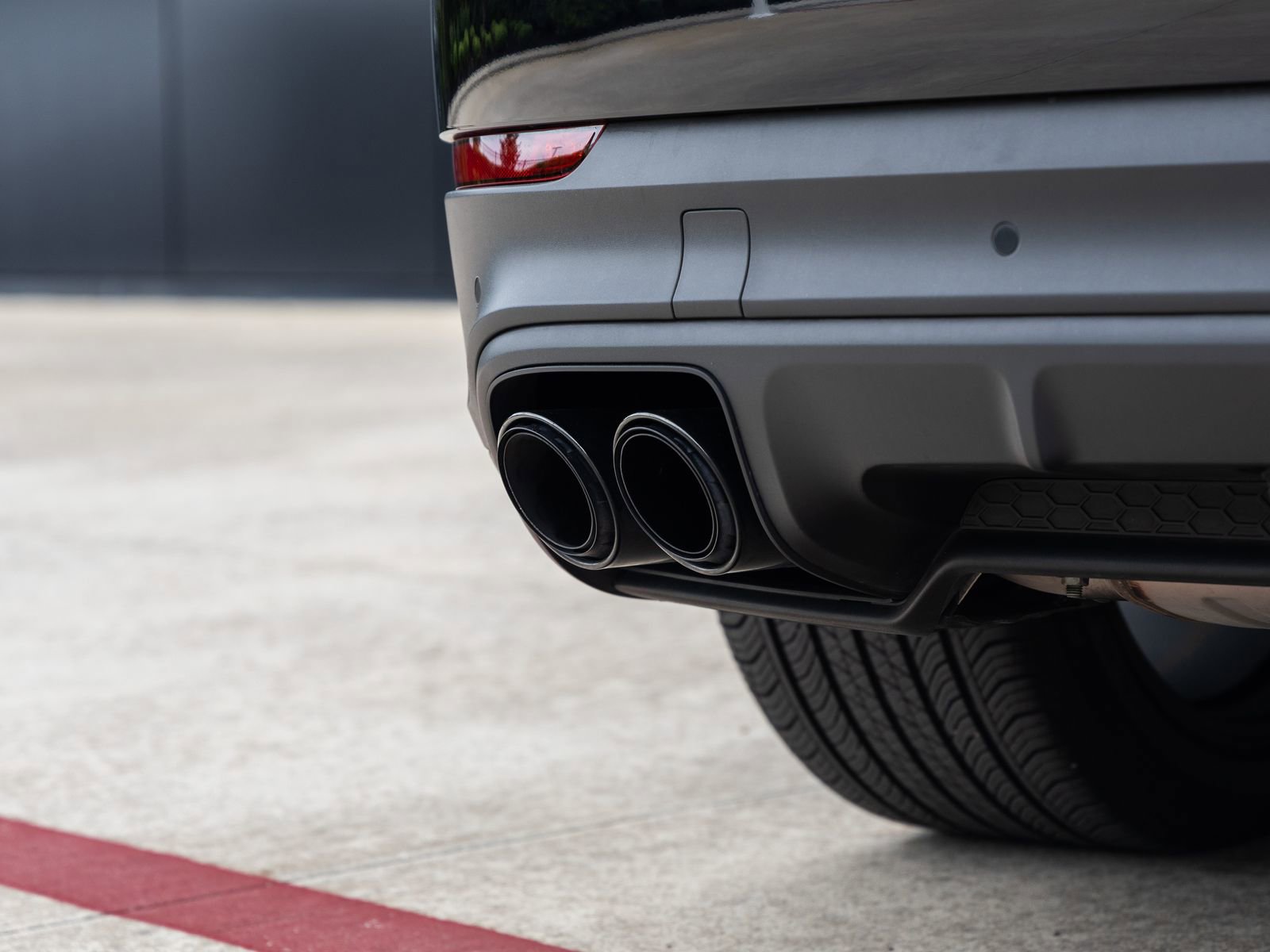 Certified 2023 Porsche Cayenne S Platinum image 16