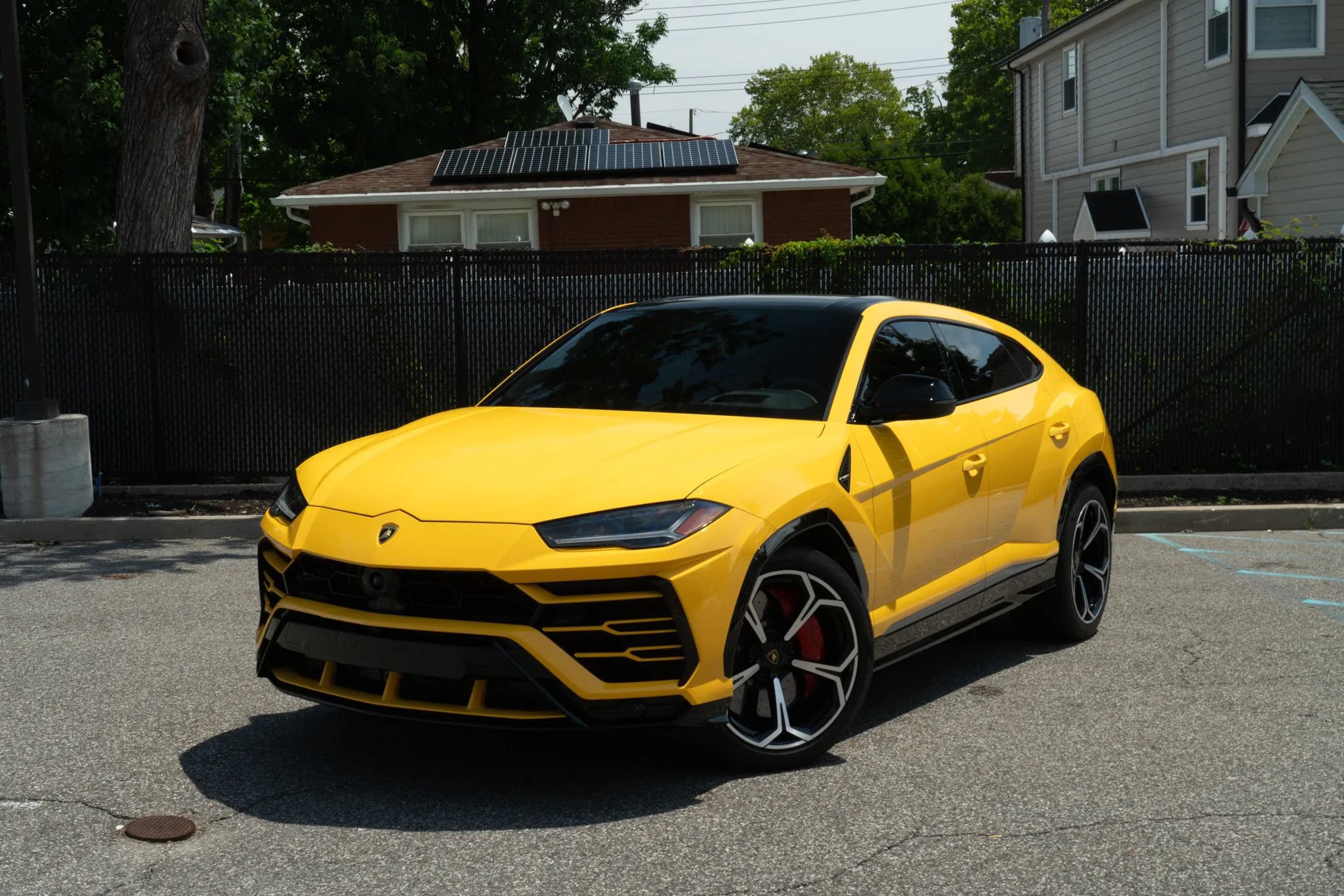 Used 2021 Lamborghini Urus AWD/4WD image 26