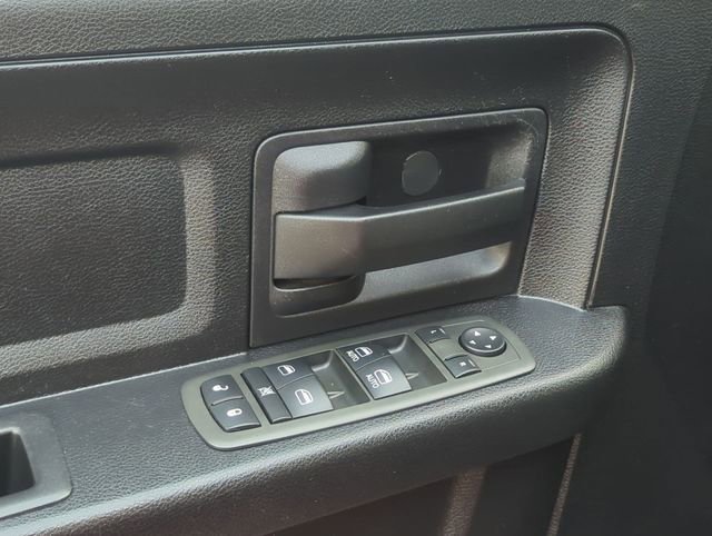 Used 2013 RAM 1500 Express AWD/4WD image 13