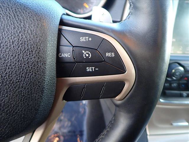 Used 2014 Jeep Grand Cherokee Limited w/ Trailer Tow Group IV image 18