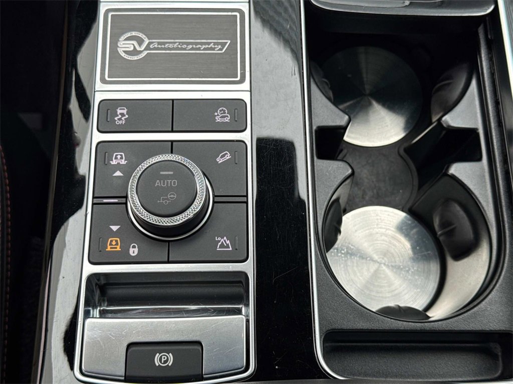 Certified 2021 Land Rover Range Rover SV Autobiography Dynamic image 29