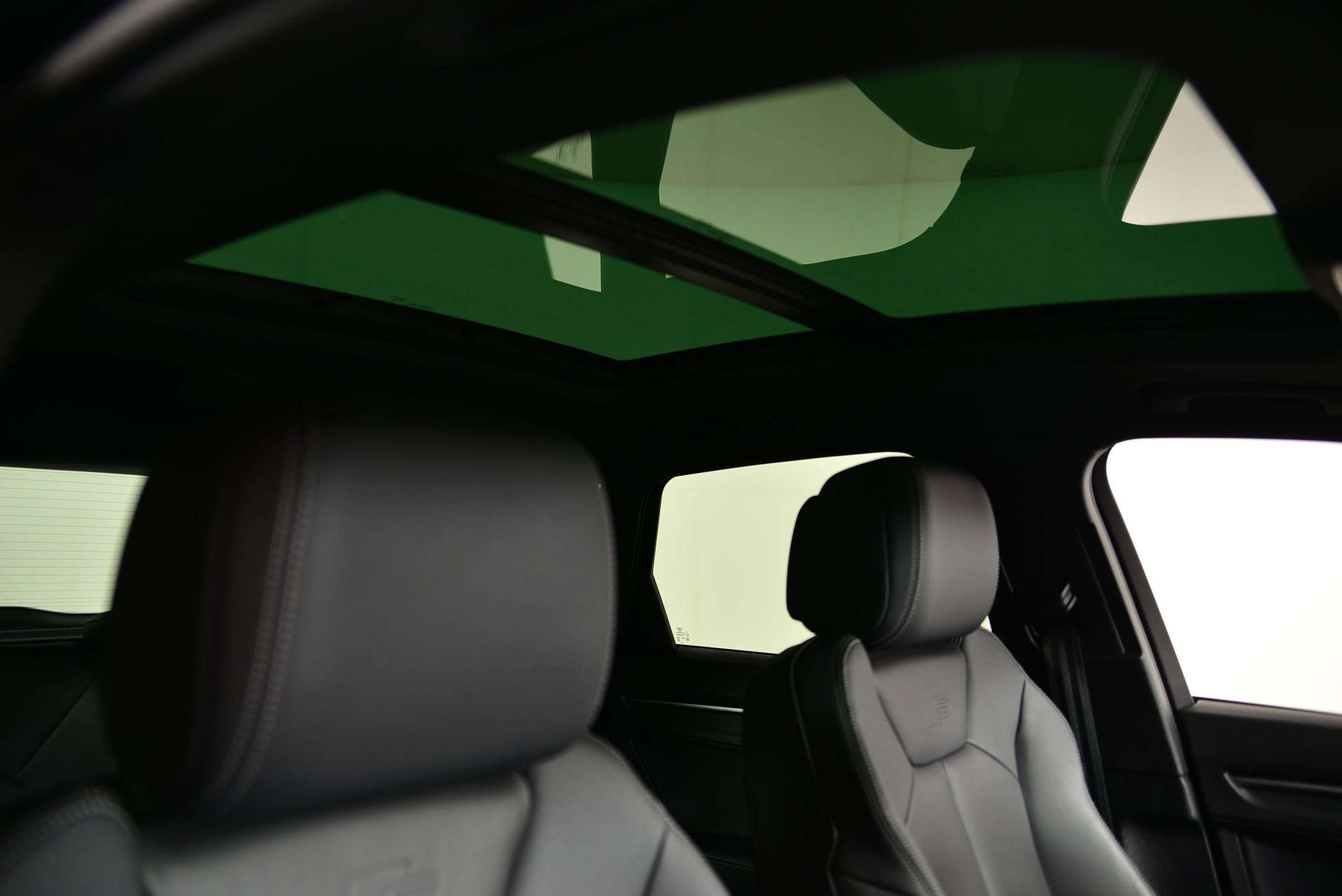 Certified 2025 Audi Q3 2.0T Premium w/ Convenience Package image 12