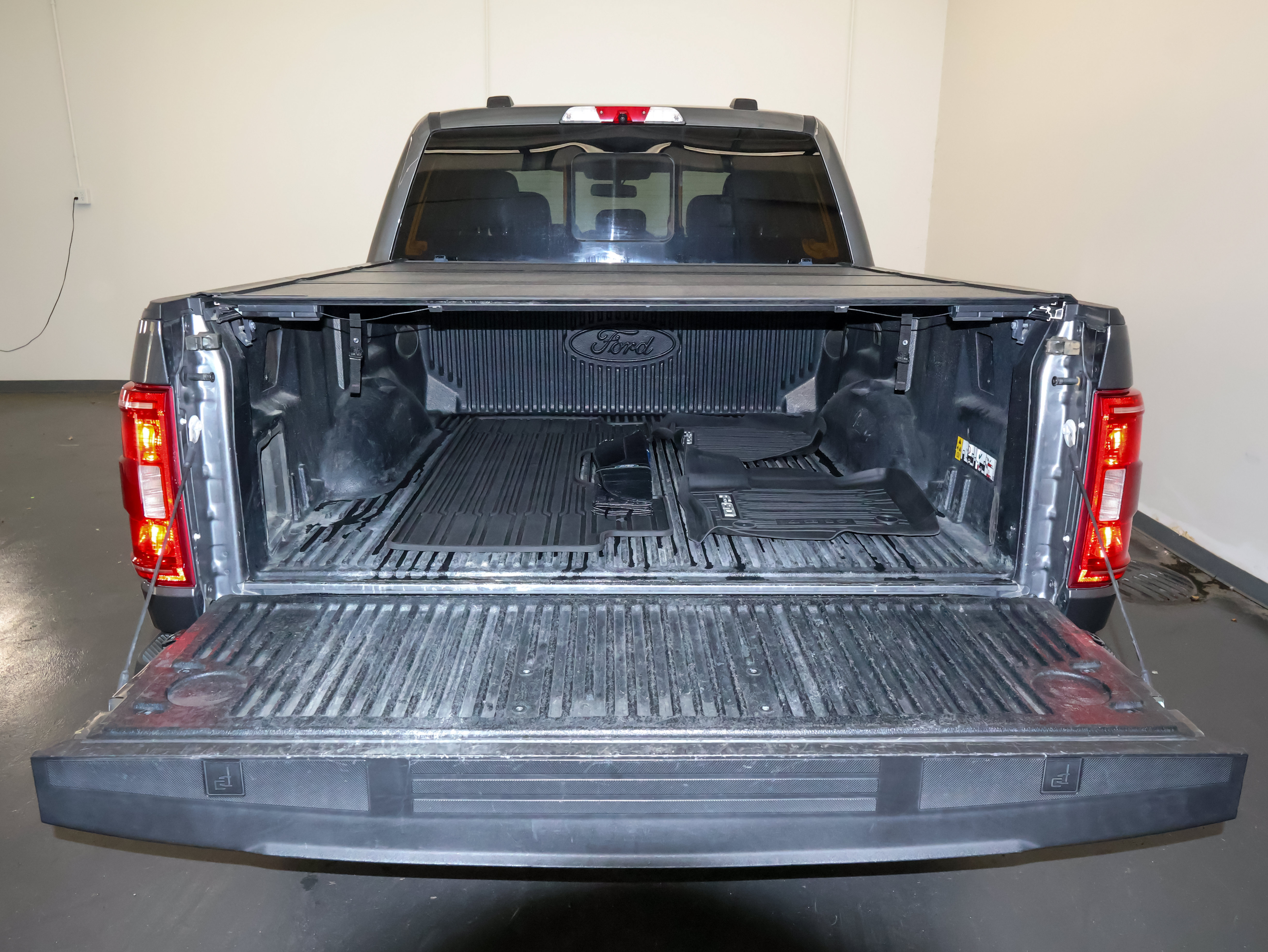 Used 2023 Ford F150 XLT w/ Equipment Group 302A High AWD/4WD image 11