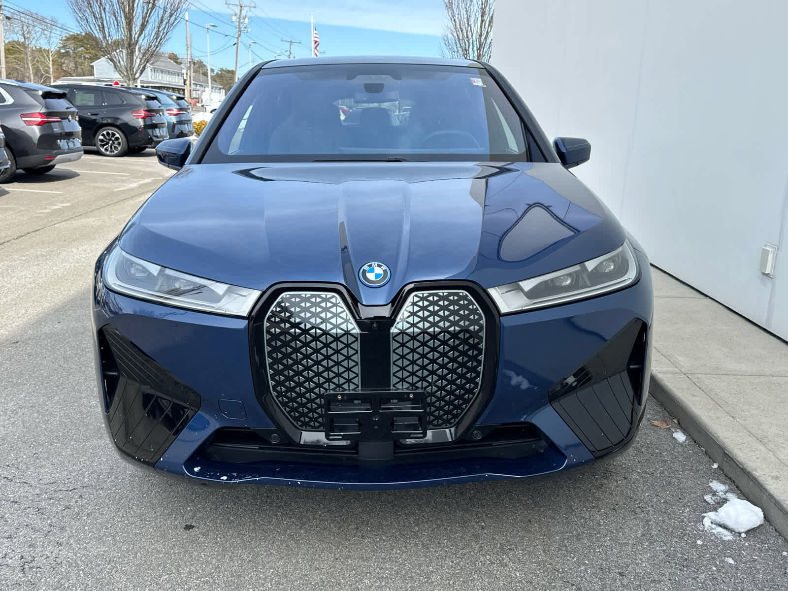 Certified 2025 BMW iX xDrive50 image 8