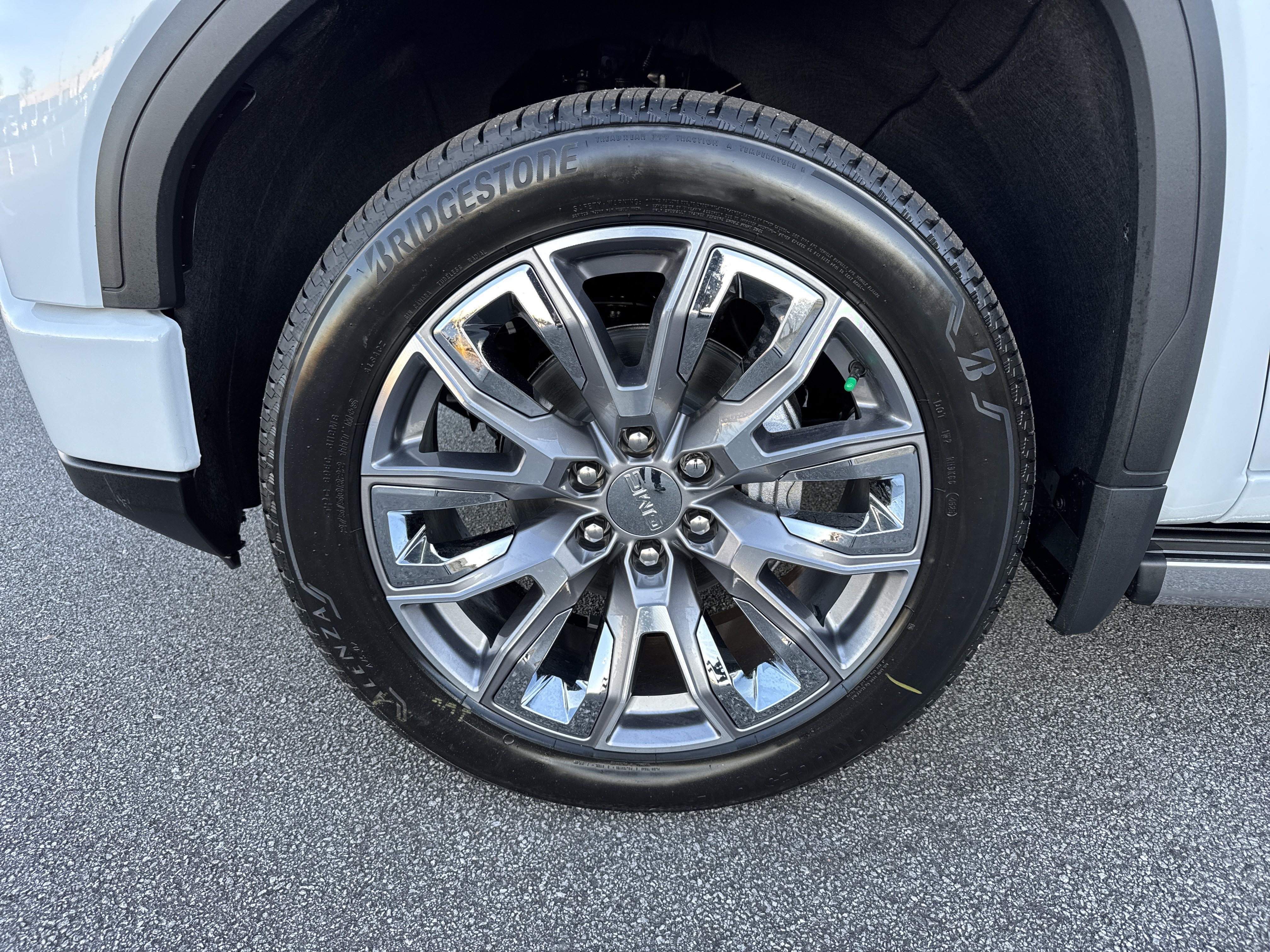 New 2026 GMC Sierra 1500 Denali AWD/4WD image 13
