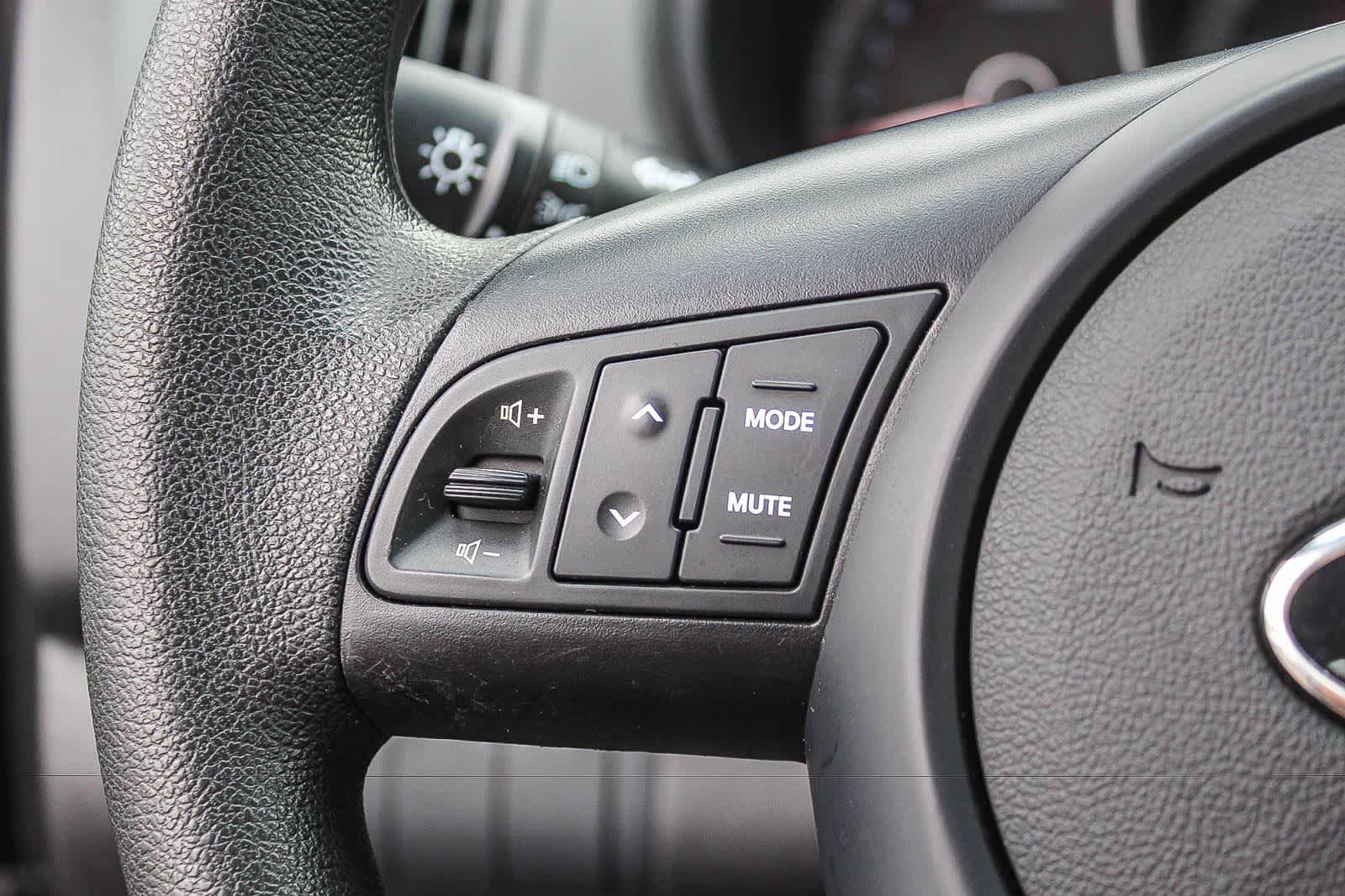 Used 2012 Kia Forte EX FWD image 31