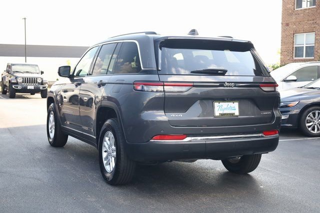 Used 2022 Jeep Grand Cherokee Laredo w/ Luxury Tech Group I image 5