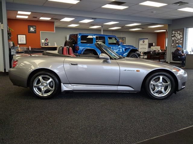 Used 2000 Honda S2000 image 7