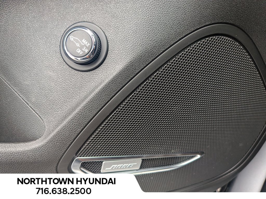 Used 2021 Buick Envision Avenir AWD/4WD image 32