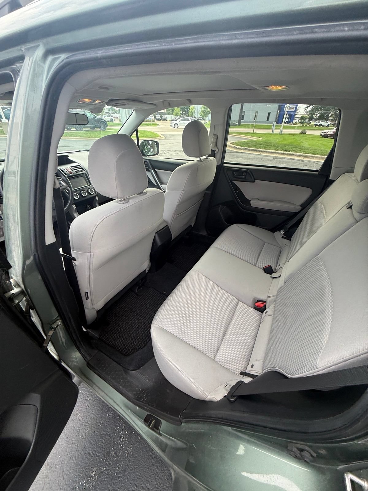 Used 2015 Subaru Forester 2.5i Premium AWD/4WD image 9