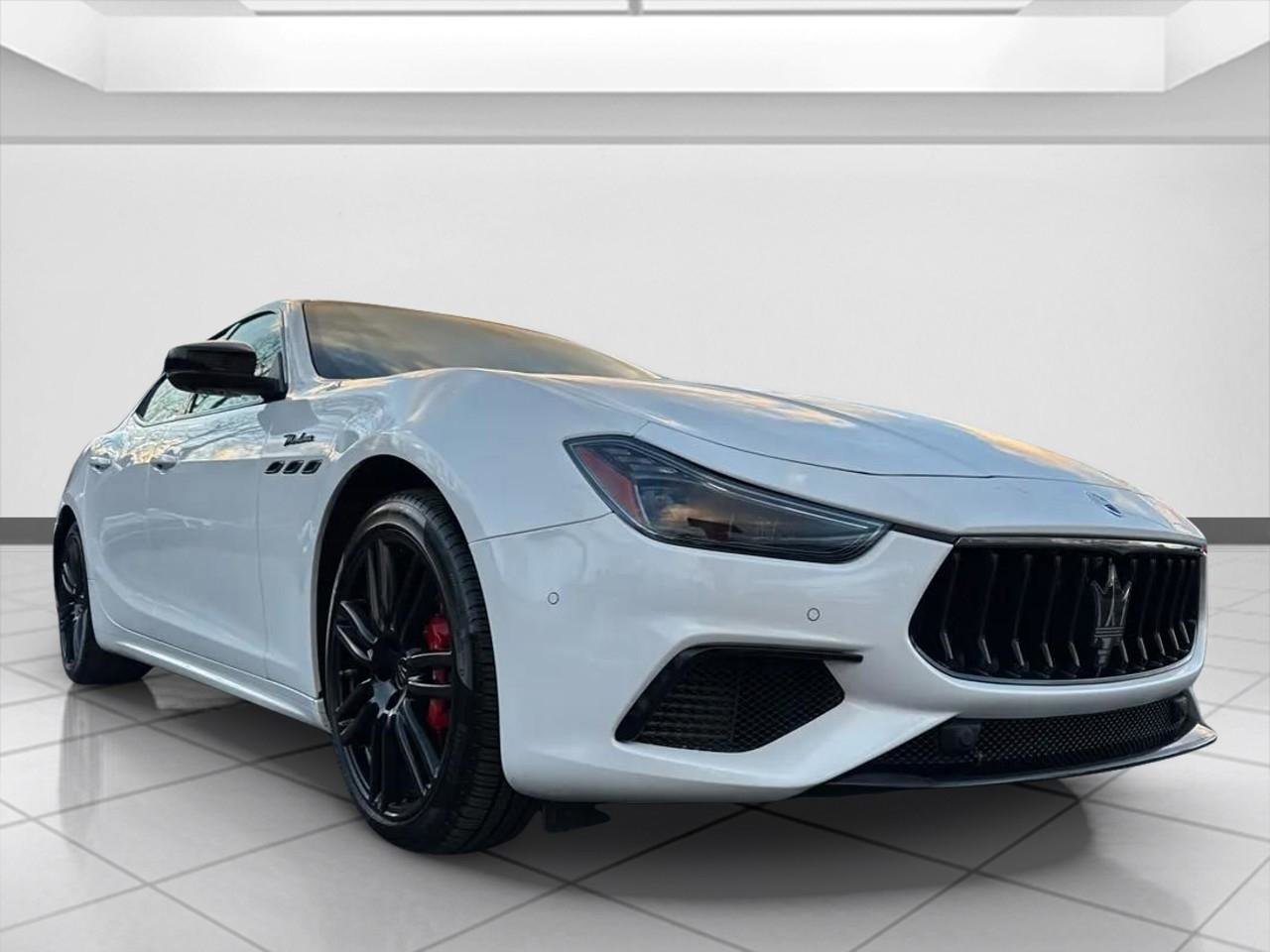 Used 2022 Maserati Ghibli Modena Q4 AWD/4WD image 6