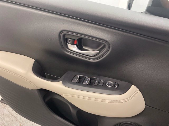 Certified 2024 Honda HR-V EX-L image 19
