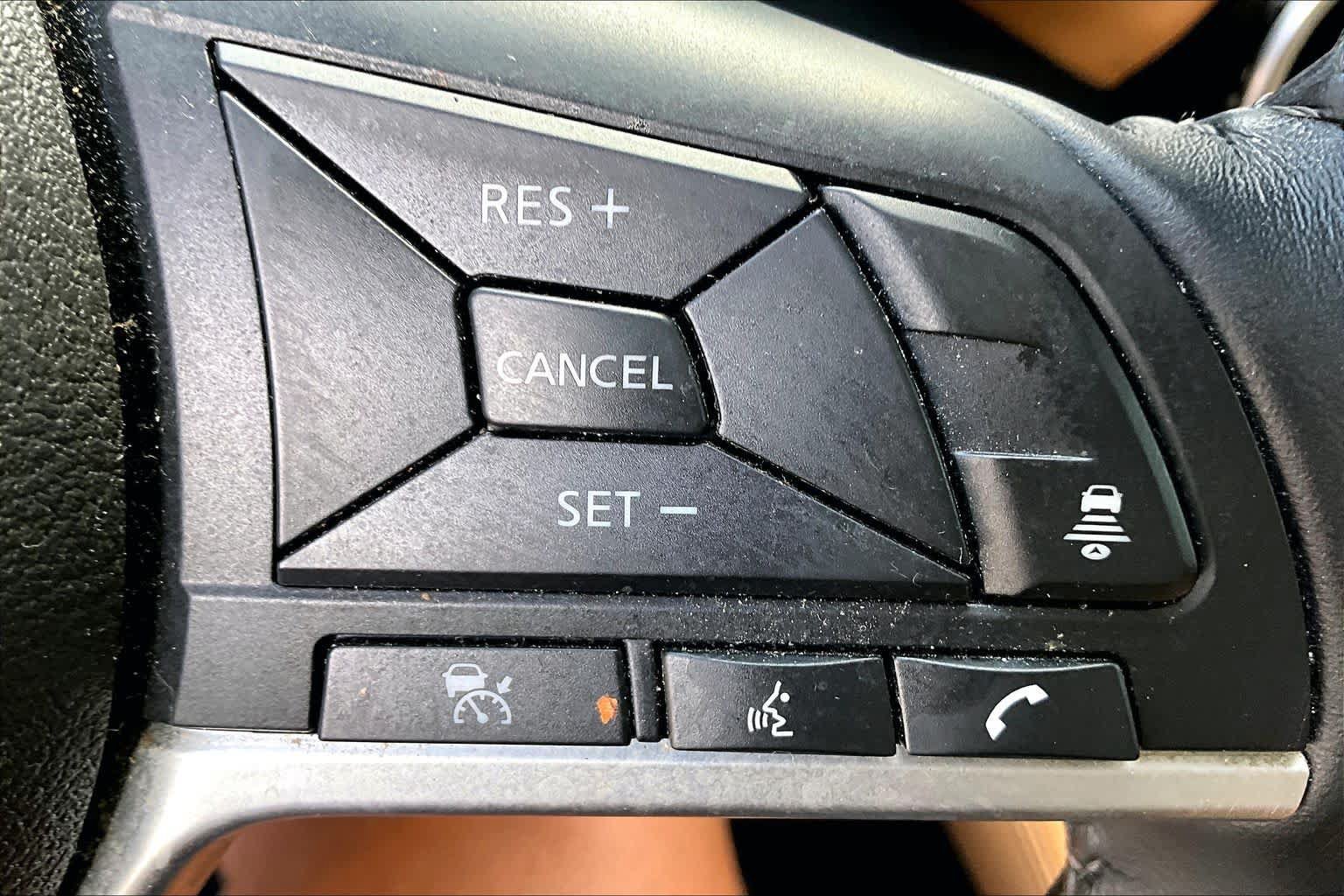 Used 2020 Nissan Sentra SV w/ SV Premium Package FWD image 33