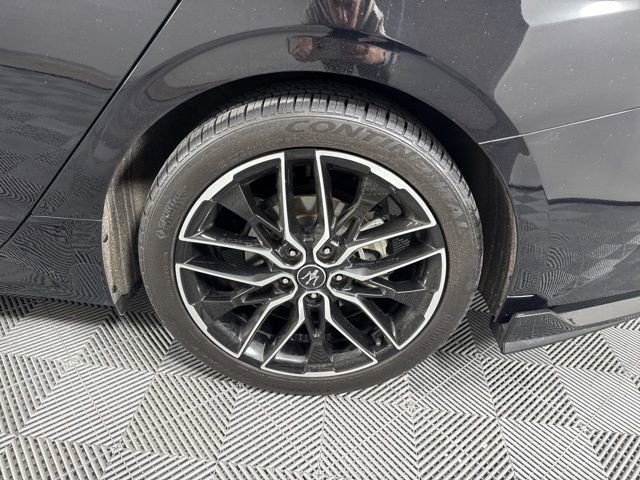 Used 2023 Kia K5 GT-Line image 11