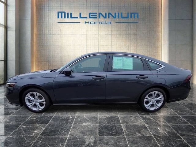 Used 2025 Honda Accord LX image 2